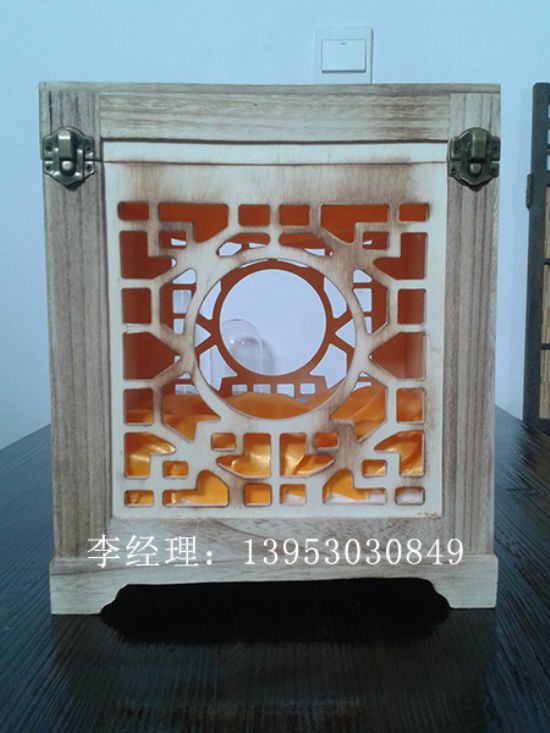 點(diǎn)擊查看詳細(xì)信息<br>標(biāo)題：白酒盒 閱讀次數(shù)：4244