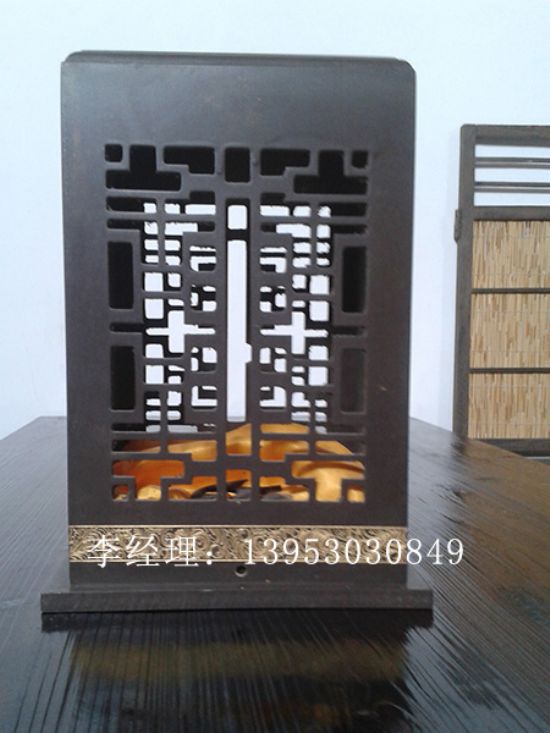 點(diǎn)擊查看詳細(xì)信息<br>標(biāo)題：白酒木盒 閱讀次數(shù)：2696