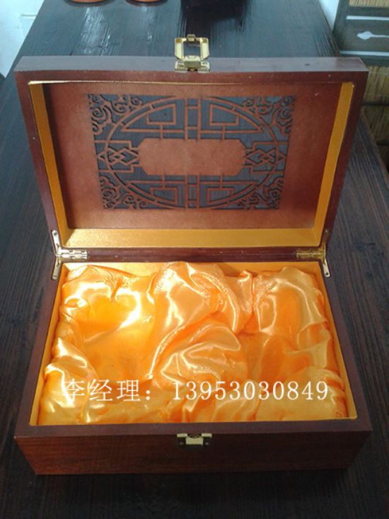 點(diǎn)擊查看詳細(xì)信息<br>標(biāo)題：茶葉盒 閱讀次數(shù)：3896