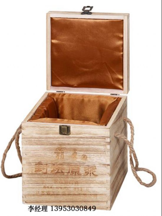 點(diǎn)擊查看詳細(xì)信息<br>標(biāo)題：白酒酒壇 閱讀次數(shù)：1840