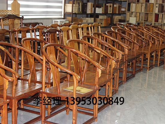 點(diǎn)擊查看詳細(xì)信息<br>標(biāo)題：椅子 閱讀次數(shù)：2076